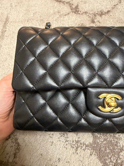 Classic Flap Jumbo — Black Lambskin, Gold Hardware — view 4